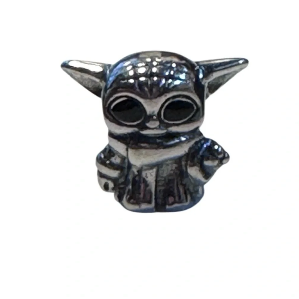 Disney Baby Yoda Pandora Charm - Picture 1 of 4